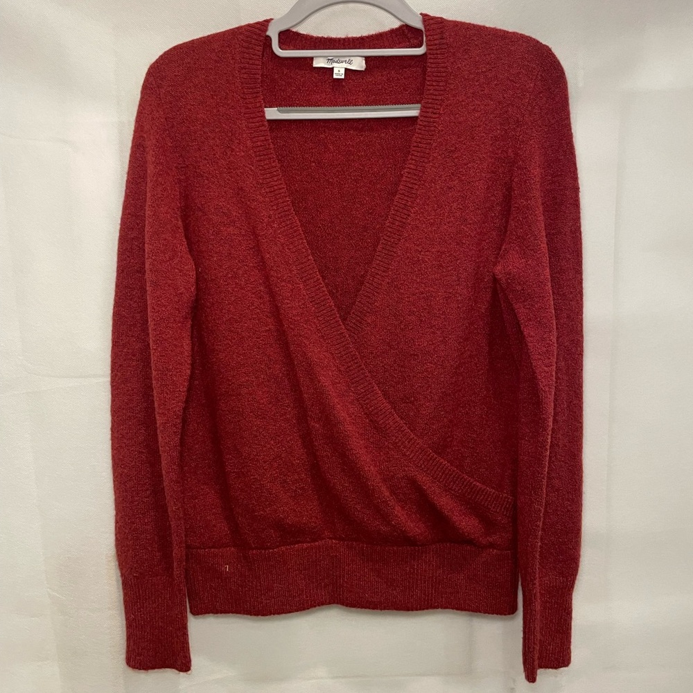 Madewell Wrap-Front Pullover Sweater in Burgundy. Size S